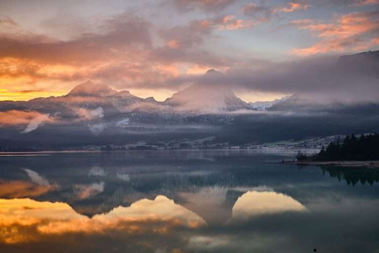 Berge-bei-Sonnenaufgang